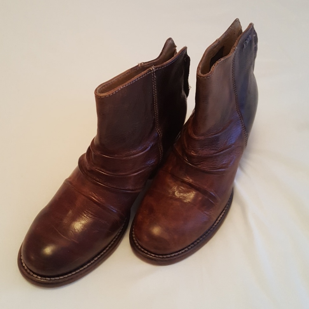 Beautiful Bed Stu leather booties